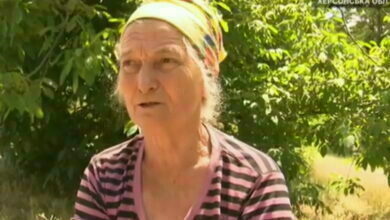 жительница освобожденного села на Херсонщине