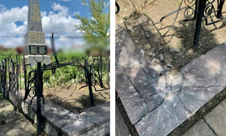 оккупанты обстреляли братскую могилу