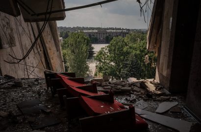 міськрада: вид із зруйнованої будівлі ОДА