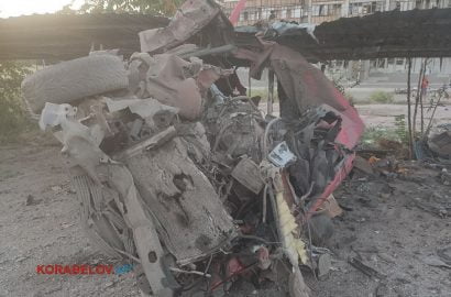 авто: обстрел стоянки в Корабельном 23.07.22