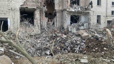 разрушенная из-за вражеского обстрела пятиэтажка в Вознесенске