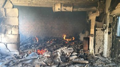 разрушенное здание предприятия, обстрелянного вражеским дроном