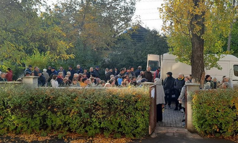 выдача пайков николаевцам