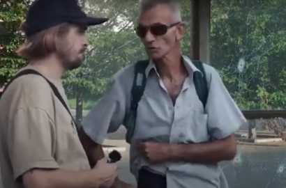 На остановке в Корабельном районе