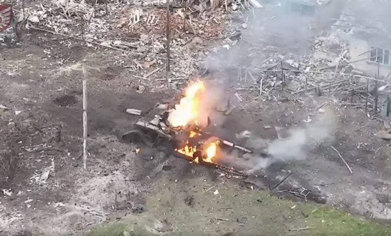 сгоревший танк