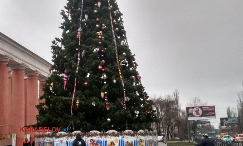 Новогодняя елка с Корабельном районе 2021 г.