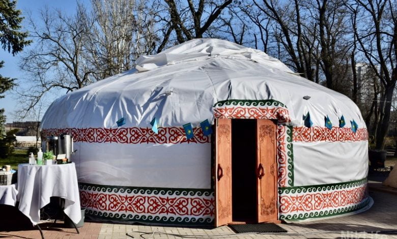 Юрта незламності