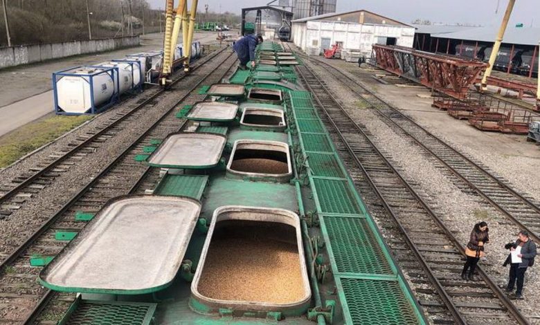 кукурудза, потяг, залізниця, митниця