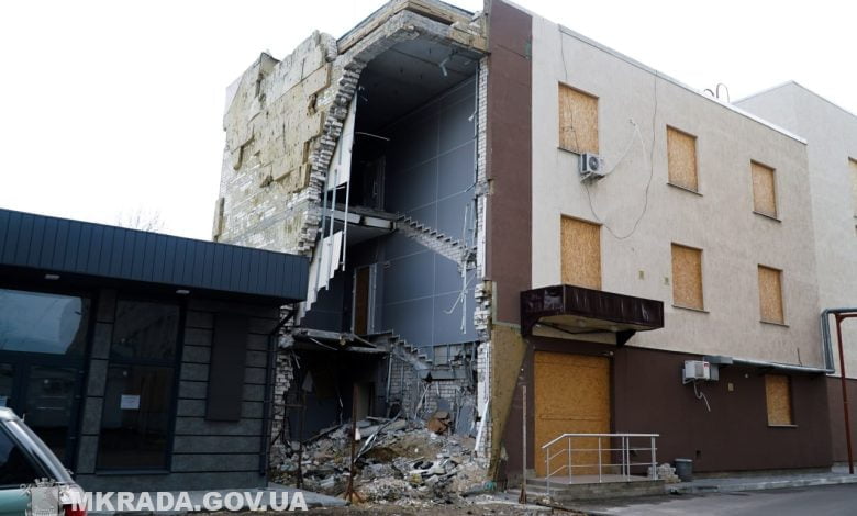 зруйнований травмпункт у Миколаєві