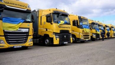 фури з гуманітарною допомогою