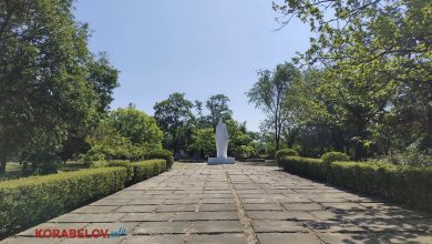 сквер біля "Жуківського" кладовища в Миколаєві