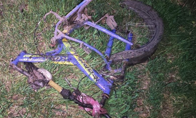 розтрощений велосипед