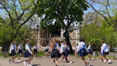 випусники