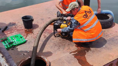 закачка води у понтонну переправу на Аляудах