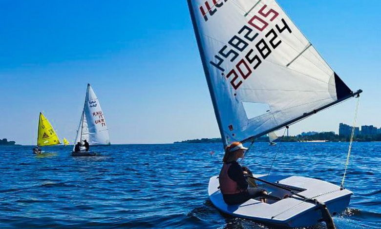 Вітрильний спорт