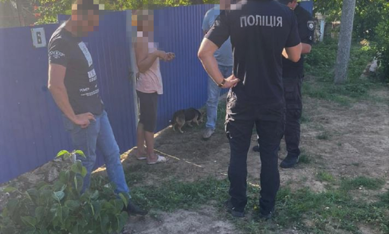 одна з підозрюваних