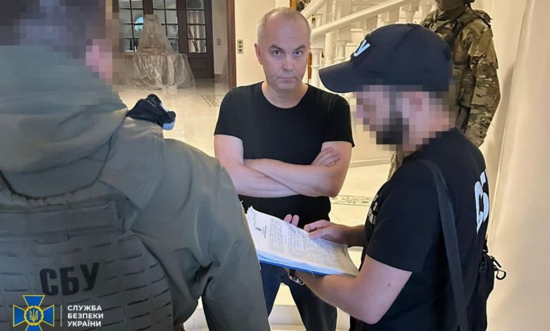 Нестору Шуфричу оголошено підозру в держзраді