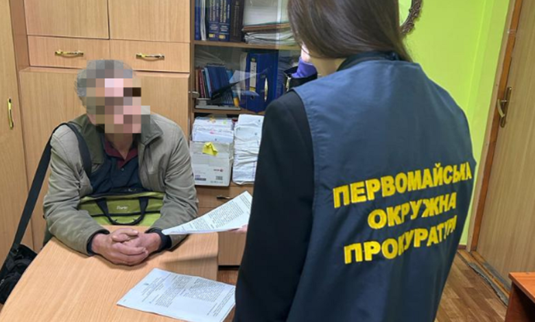 На Миколаївщині працівник системи освіти поширював матеріали із закликами щодо захоплення території України