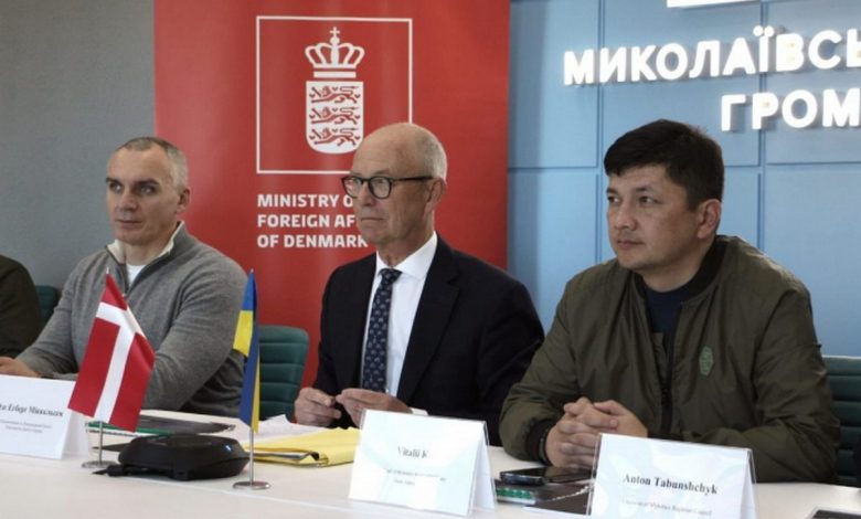 Олександр Сєнкевич, Олє Егберг Міккельсен, Віталій Кім