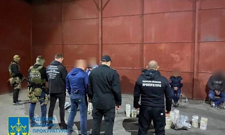 Контрабандисти наркотиків