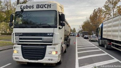 У Миколаєві фура на смерть збила чоловіка