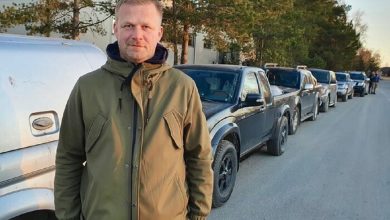 Волонтер Рейніс Позняк, який організовує передачу допомоги Україні