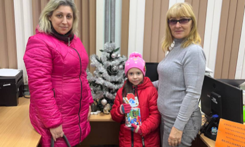 Миколаївців та ВПО з дітками пільгових категорій запрошують отримати новорічні подарунки