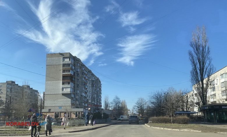 Будинки по пр. Корабелів