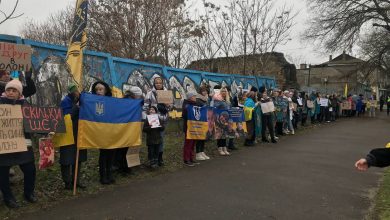 Мітинг рідних захисників «Азовсталі» в Миколаєві