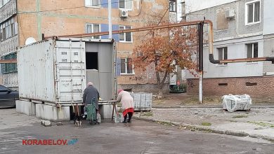 Пенсіонери в Корабельному районі Миколаєва набирають безкоштовну воду