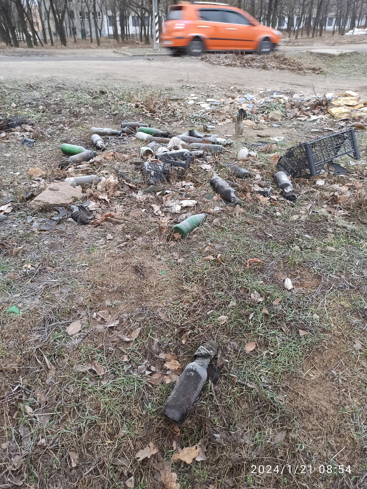 Пляшки із-під «коктейля Молотова» 