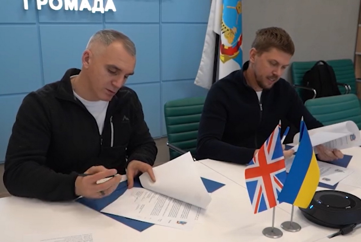 Сєнкевич та Фалько