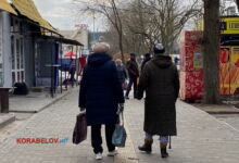 мешканці Корабельного району