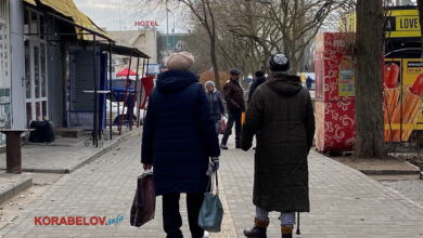 мешканці Корабельного району