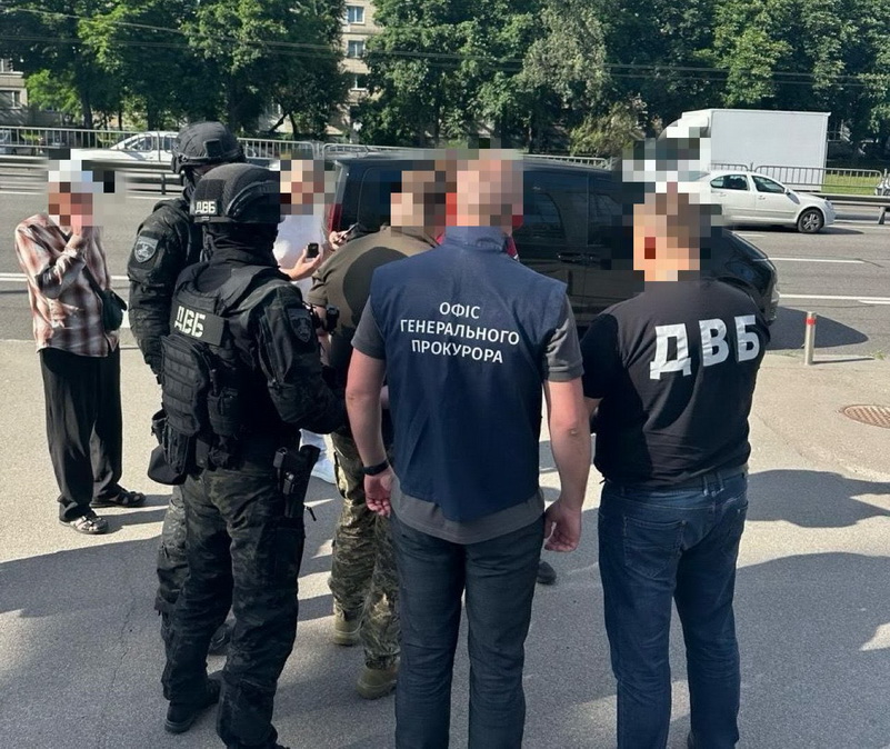 Офіцера Центрального управління ВСП викрито на одержанні хабаря