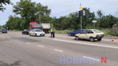 Аварія у Миколаєві "Таврія" зіткнулася з "Шевроле"