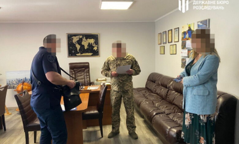 ДБР викрило військового посадовця
