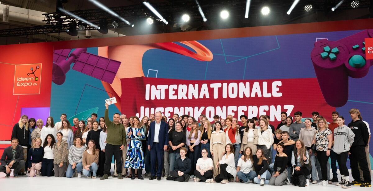 Міжнародна молодіжна конференція