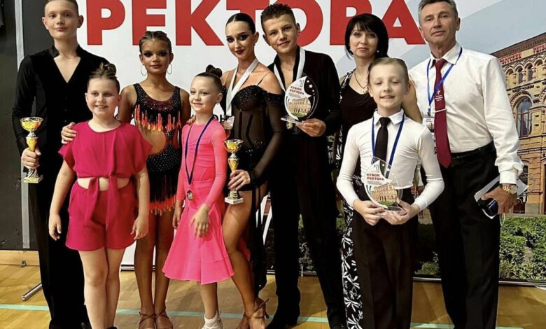 Народний ансамбль бально-спортивного танцю "Фантазія"