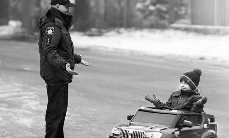 Поліцейський офіцер громади