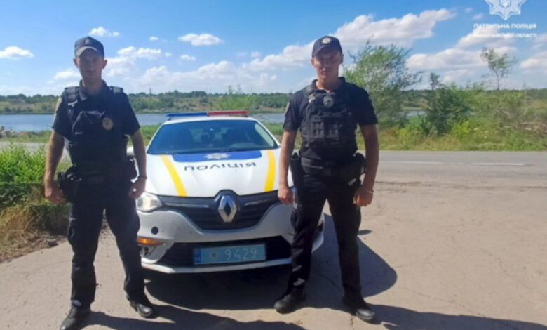 Інспектори Ігор Левкович та Олег Бойченко