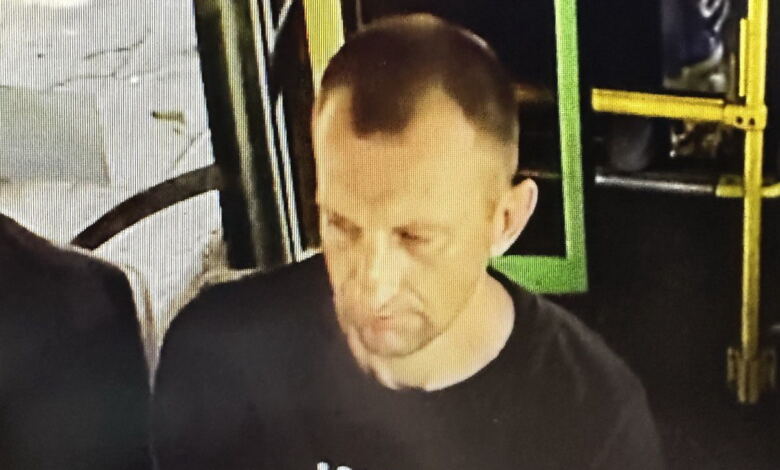 Неадекватний пасажир напав на водія