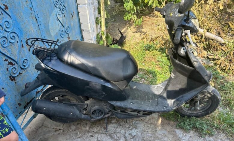 Мопед, що потрапив у ДТП