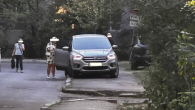 парковка на тротуаре