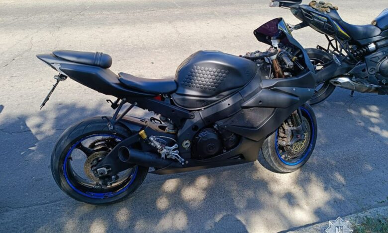 мотоцикл Suzuki
