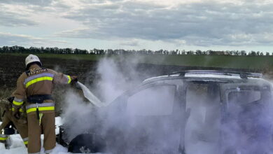 Горів автомобіль