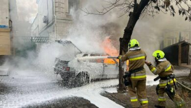 В Миколаєві горів автомобіль