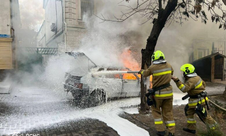 В Миколаєві горів автомобіль
