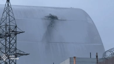 Пошкоджене укриття ЧАЕС