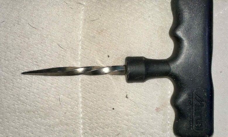 Швайка, якою нанесені рани